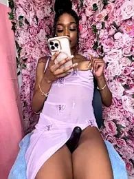 mismialove stripchat stream image, 24.08.2025 05:00