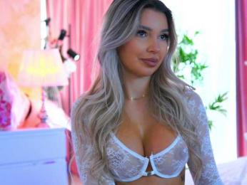 ArtTeasee bongacams stream image, 25.08.2025 08:50
