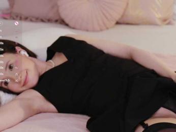 MissEssie bongacams stream image