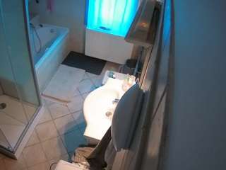 voyeurcam-julmodels-bath-2nd-2 camsoda stream image, 16.08.2025 18:30