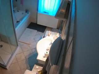 voyeurcam-julmodels-bath-2nd-2 camsoda stream image, 16.08.2025 18:30