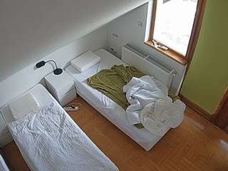 voyeurcam-julmodels-bed-7 camsoda stream image, 19.08.2025 05:10