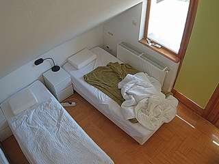 voyeurcam-julmodels-bed-7 camsoda stream image, 19.08.2025 05:10
