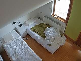 voyeurcam-julmodels-bed-7 camsoda stream image, 19.08.2025 05:10