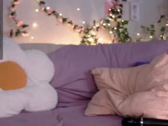 caramelangels chaturbate stream image, 02.09.2025 03:10