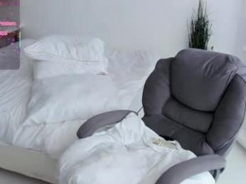 lili_and_niki chaturbate stream image