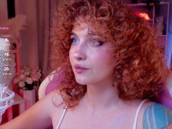 HoneyCherry bongacams stream image