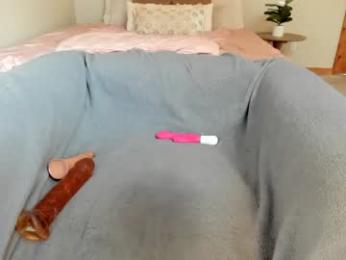 sexxylaurab chaturbate stream image, 03.09.2025 15:00