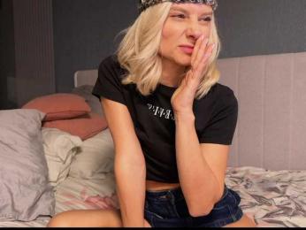 -Molly- bongacams stream image, 04.09.2025 13:20