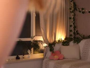little_poetry chaturbate stream image, 04.09.2025 17:40