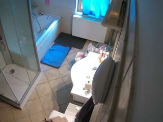 voyeurcam-julmodels-bath-2nd-2 camsoda stream image, 31.08.2025 10:30