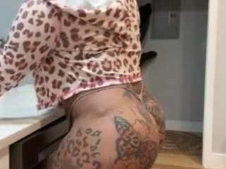 laylared camsoda stream image