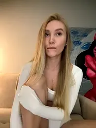 MariaTull stripchat stream image, 10.09.2025 22:40