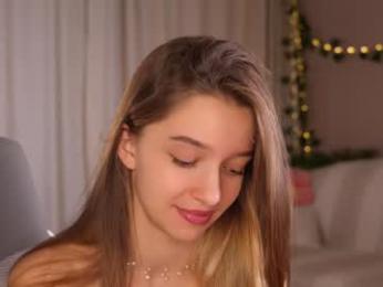 little_poetry chaturbate stream image