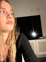 EmiliaCatalina stripchat stream image, 13.09.2025 01:20