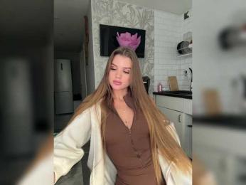 SweetyMia bongacams stream image