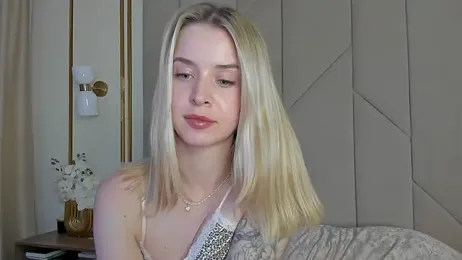 Touch_me stripchat stream image, 14.09.2025 17:00