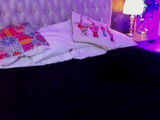 April Stonee flirt4free stream image, 15.09.2025 16:00