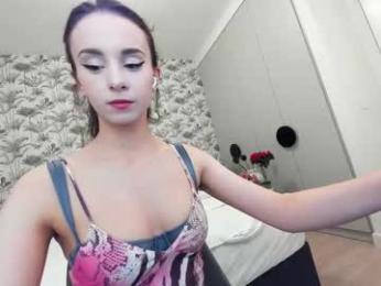 ehotlovea chaturbate stream image, 17.02.2025 00:00