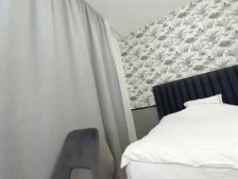 ehotlovea chaturbate stream image, 17.02.2025 00:00