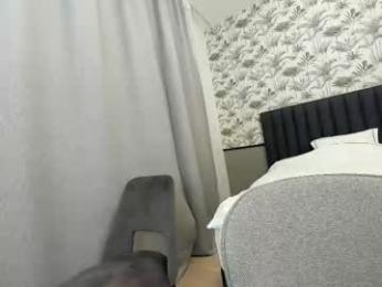 ehotlovea chaturbate stream image, 17.02.2025 00:00