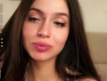 vivid_girls chaturbate stream image, 19.09.2025 07:10