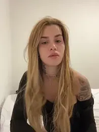 EmiliaCatalina stripchat stream image, 21.09.2025 00:30