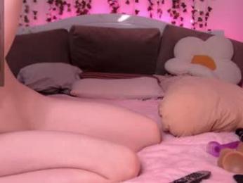 caramelangels chaturbate stream image, 22.09.2025 03:30