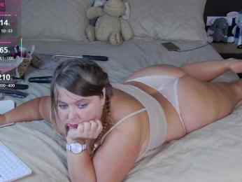 FLUFFY_BEAUTY bongacams stream image