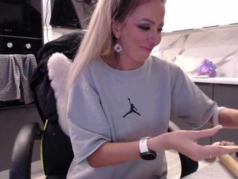 blondalina bongacams stream image