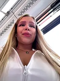 Liza_risky stripchat stream image, 26.09.2025 11:40