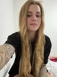 EmiliaCatalina stripchat stream image, 27.09.2025 00:50