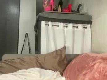 ava_west chaturbate stream image