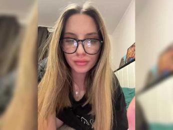 Cris_Mi bongacams stream image