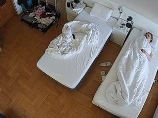 voyeurcam-julmodels-bed-7 camsoda stream image, 02.10.2025 03:00