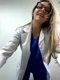 alicee16 stripchat stream image, 04.10.2025 20:10