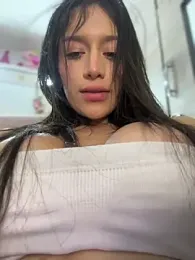 Emmily_19 stripchat stream image, 19.02.2025 23:00