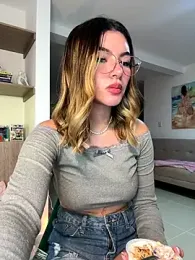 Your_Honeey stripchat stream image