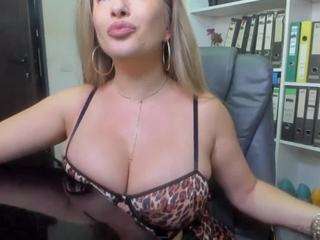 newlisa2018 camsoda stream image, 13.10.2025 22:20