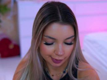 ArtTeasee bongacams stream image, 14.10.2025 08:30
