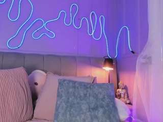 sofly-s camsoda stream image, 15.10.2025 11:50