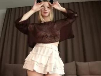 w1xll chaturbate stream image, 18.10.2025 04:40