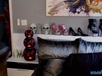 wildwifebarbie chaturbate stream image, 19.10.2025 15:40