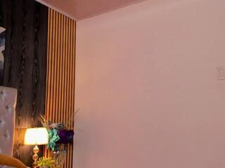April Stonee flirt4free stream image, 20.10.2025 13:40