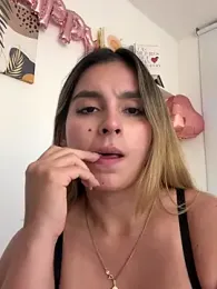 oriana_zoeee stripchat stream image, 21.10.2025 22:10