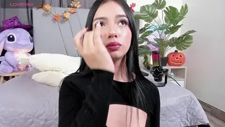 emy_bonita1 stripchat stream image