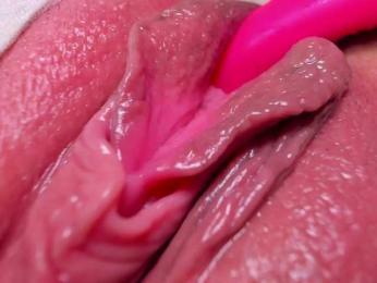 teeencute bongacams stream image