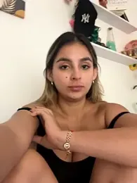 oriana_zoeee stripchat stream image, 26.10.2025 00:20