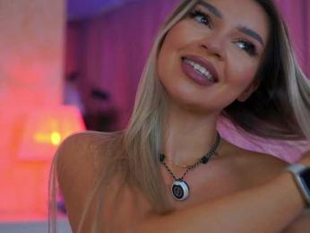ArtTeasee bongacams stream image, 27.10.2025 09:30