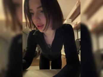 BabyDarii bongacams stream image, 27.10.2025 14:20